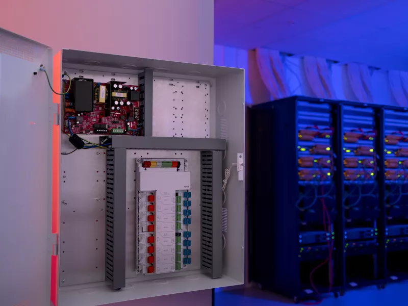 Enclosure solutions | Axis Communications